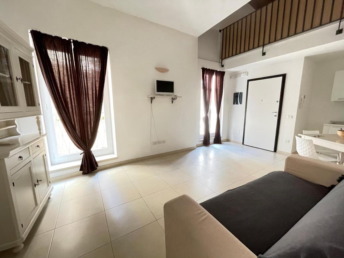 Casa Mamma Elvira Bed & Breakfast Лече Екстериор снимка