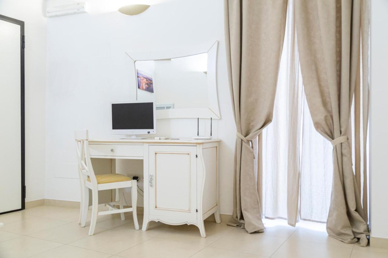 Casa Mamma Elvira Bed & Breakfast Лече Екстериор снимка
