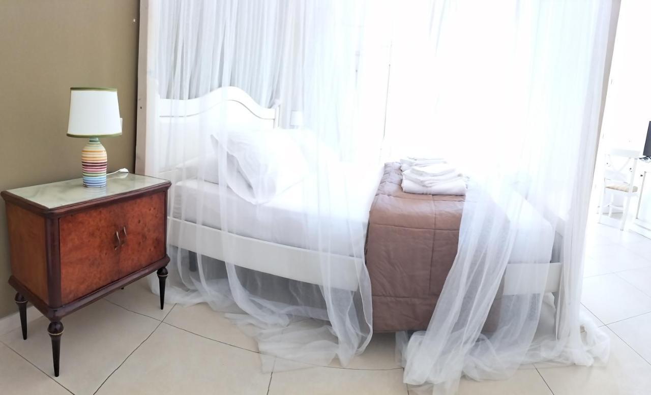 Casa Mamma Elvira Bed & Breakfast Лече Екстериор снимка