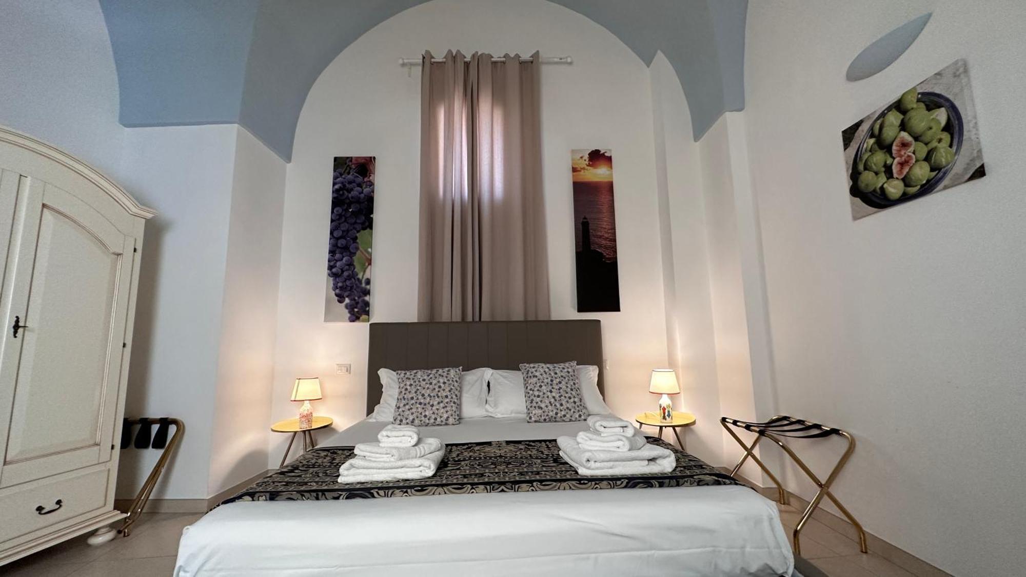 Casa Mamma Elvira Bed & Breakfast Лече Екстериор снимка